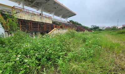Những sân vận động bỏ hoang ở Quảng Trị