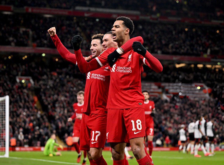 Video bóng đá Liverpool – Fulham: Đỉnh cao thay người, bùng nổ 3 phút 2 bàn (League Cup)