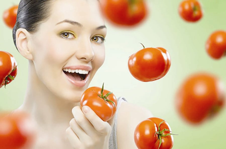 Những tác dụng làm đẹp từ cà chua, chị em nên tham khảo để cải thiện làn trước Tết