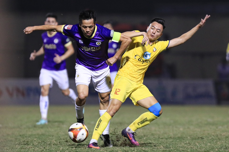 Hà Nội FC thua đau Thanh Hoá, tụt xuống vị trí thứ 10 tại V-League 2023/2024