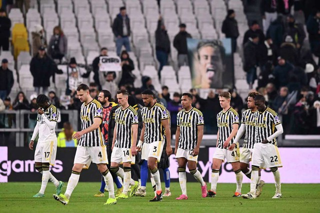 Juventus thua sốc, trao cơ hội vô địch Serie A cho Inter